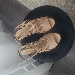 Shoes -Naturalizer heels